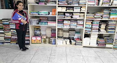 Denizli'de 7 yıldır süren "Her alışverişe bir kitap" kampanyasında binlerce vatandaş kitapla buluştu