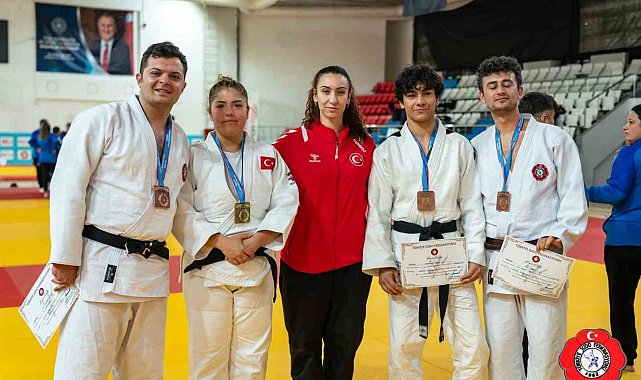 Denizlili judoculardan Türkiye şampiyonluğu