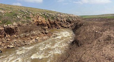 Dere suyu girdapta kayboluyor