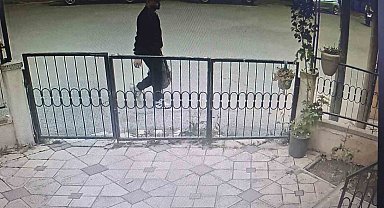 Didim'de "polisiz" diyerek dolandırdılar, kaçarken kaza yapınca yakalandılar