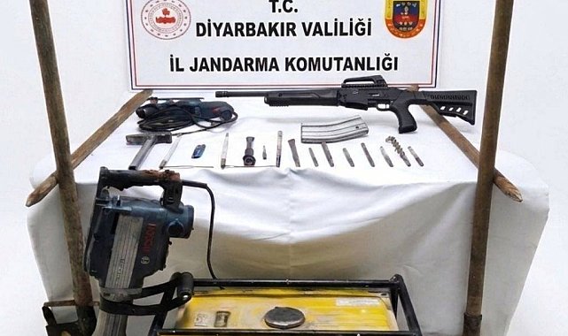 Diyarbakır'da kaçak kazı yapan 5 kişi suçüstü yakalandı