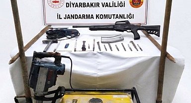 Diyarbakır'da kaçak kazı yapan 5 kişi suçüstü yakalandı