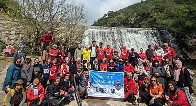 Doğa tutkunları Homeros Vadisi'ni keşfetti