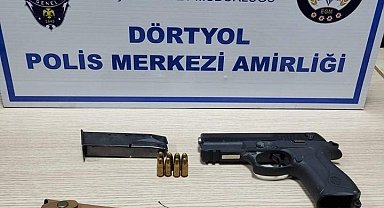 Dörtyol'da üzerinden silah ve bıçak çıkan şahıs tutuklandı