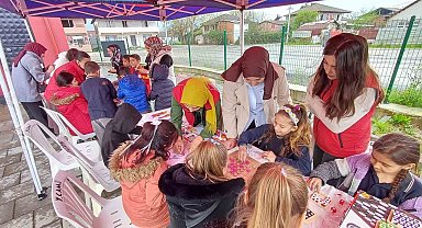 Dünya Romanlar Günü'nde gençlerden anlamlı buluşma