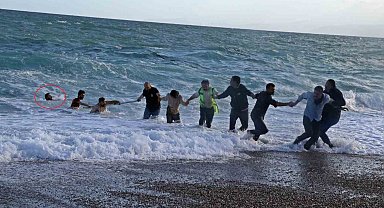 Dünyaca ünlü sahilde can pazarı: 2 kardeş kurtuldu, kuzen hayatını kaybetti
