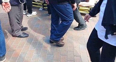 Düşerek yaralanan adama sağlık ekipleri müdahale etti