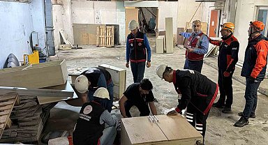 Düzce Atatürk Devlet Hastanesi'nde deprem tatbikatı gerçeği aratmadı