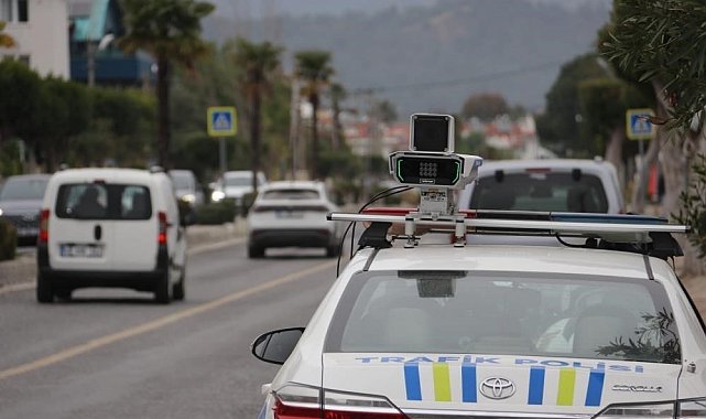 Düzce'de hızlı sürücüler radara yakalandı