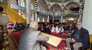 Efeler'de hacı adaylarına eğitim semineri verildi
