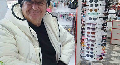 Emekli öğretmen evinde ölü bulundu