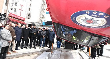 Erzurum'da hayati deneyim: Kaza anını birebir yaşadılar
