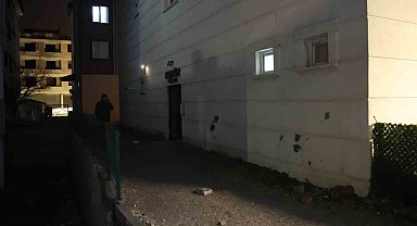 Eski eş dehşet saçtı: Taşla saldırdı, ağır yaraladı