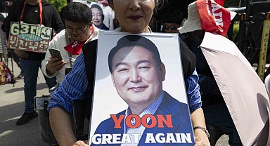 Eski Güney Kore Devlet Başkanı Yoon'a verilen 5 yıllık hapis cezası 7 yıla çıkarıldı