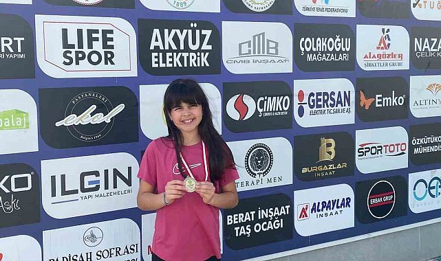 Eskişehirli tenisçi Zonguldak'ta şampiyon oldu