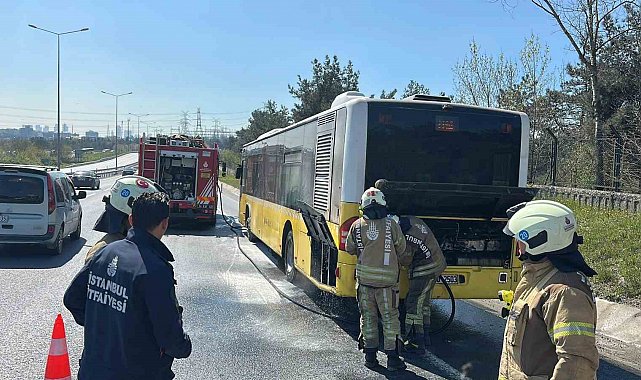 Eyüpsultan'da İETT otobüsünde korkutan yangın