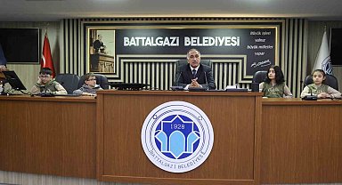 Fatih İlkokulu öğrencileri belediye hizmetlerini yerinde inceledi