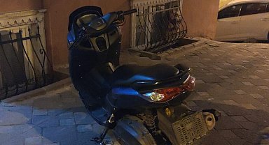 Fatih'te iş yerine silahlı saldırı kamerada: 3 şüpheli yakalandı