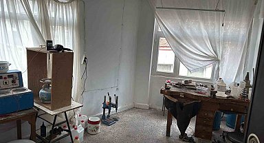 Fatih'te sahte altın imalatına operasyon: 1 kişi yakalandı