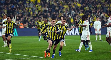 Fenerbahçe, lider Galatasaray ile puan farkını 1'e indirdi