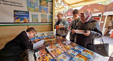 Filistinli akranları için hayal dünyalarını satırlara döktüler