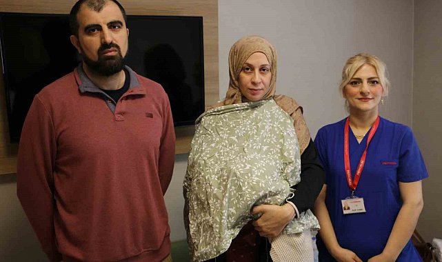 Fransa'da evde 6 doğum yaptı, "Fizyolojik doğum" tercihini Diyarbakır'dan yana kullandı