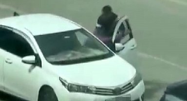 Gaziantep'te trafikte yaşanan şiddet olayı cep telefonu kamerasında