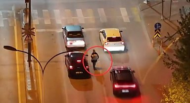 Gaziantep'te yollarda dilencilik ve satıcılık yapan şahıslara operasyon: 14 gözaltı