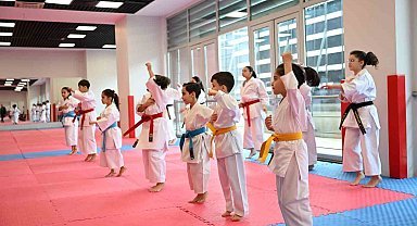 Gaziosmanpaşalı karateciler başarılarını uluslararası arenaya taşıyor