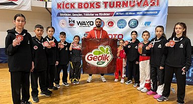 Gedik Piliç'in desteğiyle gelen büyük başarı: Türkiye Kickboks Şampiyonası 10 madalya
