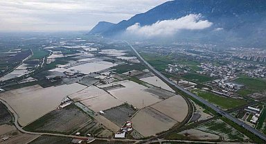 Gediz taşkını yerleşim alanlarına ulaştı