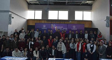 Gençler Erzurum'da bilgide yarıştı