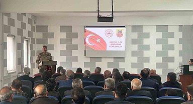 Gercüş'te muhtarlara kapsamlı bilgilendirme eğitimi