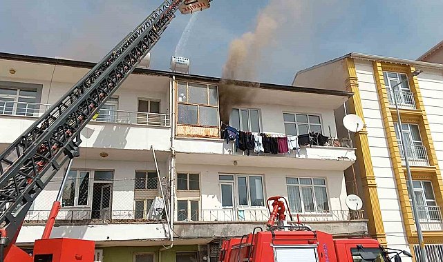 Gölbaşı'nda ev yangını korkuttu