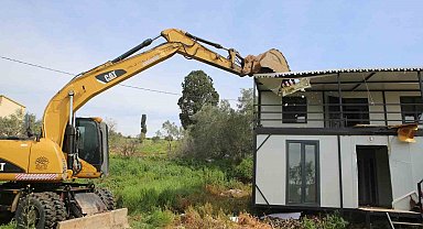 Gölyazı'da kaçak yapılara geçit yok