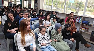 Görme engelli sporcular için canlı radyo tiyatrosu sahnelendi