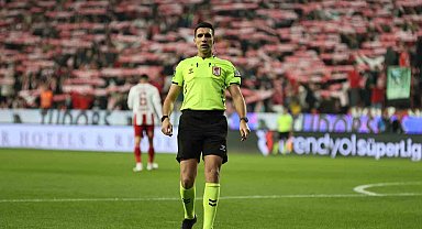 Göztepe - Galatasaray maçının hakemi Alper Akarsu oldu