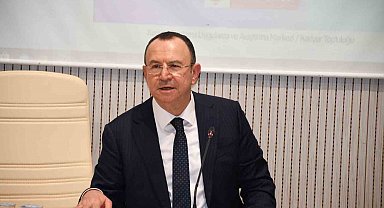 Gülsan Holding Yönetim Kurulu Başkanı Mustafa Topçuoğlu, Kilis'te Üniversitelilerle buluştu