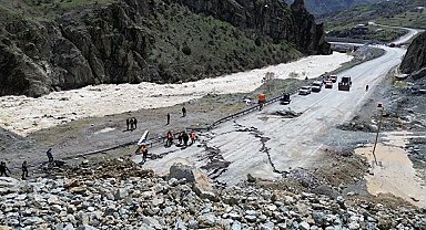 Hakkari-Van yolu trafiğe açıldı