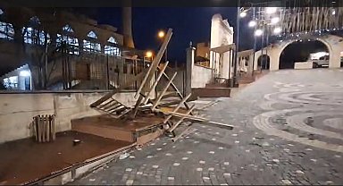 Hakkari'de kamelyalar tahrip edildi