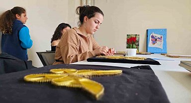 Hasköy'de gençler filografi sanatıyla hem hobi ediniyor hem meslek öğreniyor