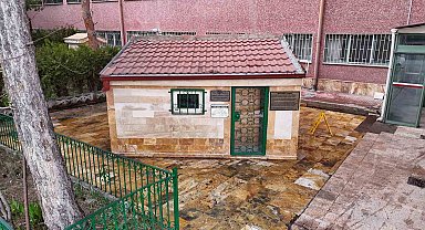 Hastane bahçesinde türbe, rivayetleriyle dikkat çekiyor