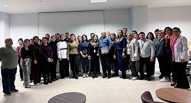 Hastanenin 40 yıllık emektarı için veda töreni