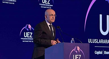 Hazine ve Maliye Bakanı Şimşek: "Vatandaşlarımızın yastık altında 640 milyar doları olduğu tahmin ediliyor"