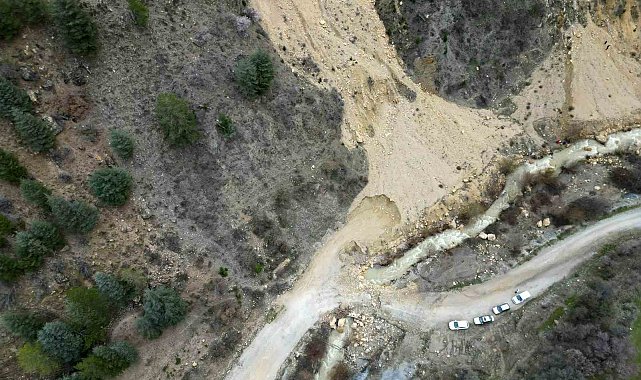 Heyelan sonrası ortaya çıkan görüntü görenleri ürküttü
