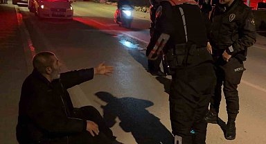 Husumetli komşular arasında mahkeme kararı sonrası kavga: 2 yaralı