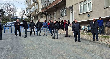İBB'nin hatalı yıkımı 4 aileyi sokakta bıraktı, yakınlarının yanında kaldıklarını iddia eden aileler çözüm istedi