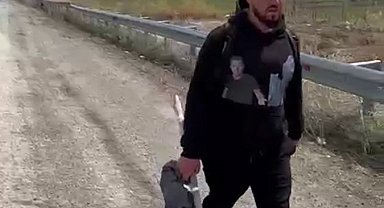 Iğdır'dan İstanbul'a yürüdü: Survivor hayali kapıdaki görevlilere takıldı