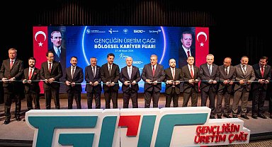 İKAF'26 'Gençliğin Üretim Çağı' temasıyla kapılarını açtı