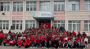 İlkokulda 2 Nisan Otizm Farkındalık Günü etkinliği